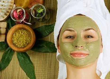 Mukhalepa Ayurvedic facial at Marsha Ayurvedam
